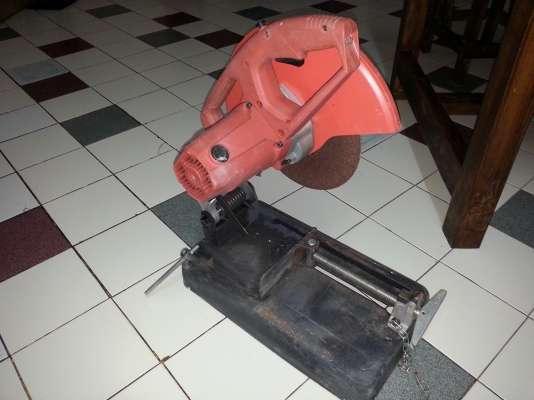 ขายไฟเบอร์ตัดเหล็ก14นิ้วยี่ห้อ maktecพร้อมใช้งานสภาพสวยๆ90\%ขึ้นคับ