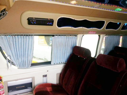 ขายรถตู้ Toyota commute 2005 สภาพดี ถูกสุดๆๆ 759000 ต่อรองได้ราคานี้ถึงสิ้นเดือน