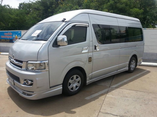 ขายรถตู้ Toyota commute 2005 สภาพดี ถูกสุดๆๆ 759000 ต่อรองได้ราคานี้ถึงสิ้นเดือน