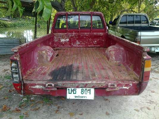 ลองขายดูเผื่อมีคนเอาไปทำสีอย่างเดียวไมตี้เอ็กปี94/2537 รถขี่ดีวิ่งดีช่วงล่างยังใช้ได้อีกนานสีแตกร่อนแต่แทบจะไม่ ผุ ไม่ บุบ คัสซีสวยแห้งๆ ตามรูปโดยรวมทรงยังสวยทำสีอย่างเดียวจบครับ