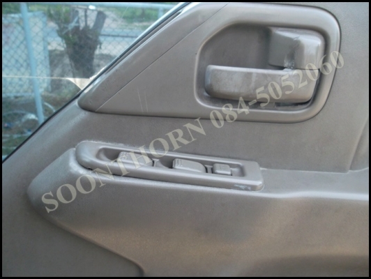 ขายด่วน รถบรรทุก 6 ล้อ ISUZU NKR 135 แรง รถห้างแท้ ปึ44 ตู้ 3 บานพร้อมเครื่องทำความเย็น รถสวยพร้อมใช้งาน ราคาสุดคุ้ม