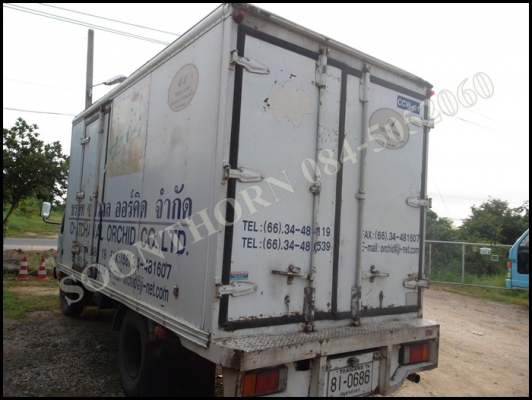 ขายด่วน รถบรรทุก 6 ล้อ ISUZU NKR 135 แรง รถห้างแท้ ปึ44 ตู้ 3 บานพร้อมเครื่องทำความเย็น รถสวยพร้อมใช้งาน ราคาสุดคุ้ม