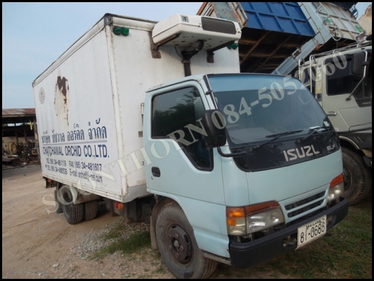 ขายด่วน รถบรรทุก 6 ล้อ ISUZU NKR 135 แรง รถห้างแท้ ปึ44 ตู้ 3 บานพร้อมเครื่องทำความเย็น รถสวยพร้อมใช้งาน ราคาสุดคุ้ม