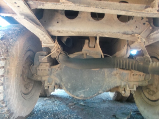 ขายด่วนรถสิบล้อ1เพลาอีชูชูจําโบ้วางเครือง235แรงม้า