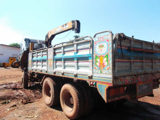 ขายด่วนรถสิบล้อ1เพลาอีชูชูจําโบ้วางเครือง235แรงม้า