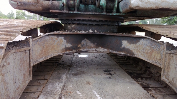 SK200-6 YN09 ช่วงล่างเต็ม มีลายเจาะ สีเดิม เอกสารเล่มทะเบียน