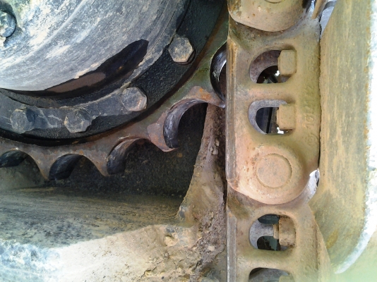 ขาย..รถขุด HITACHI EX200-3 รถเก่าญี่ปุ่นแท้ เอกสารใบอินวอยล์.