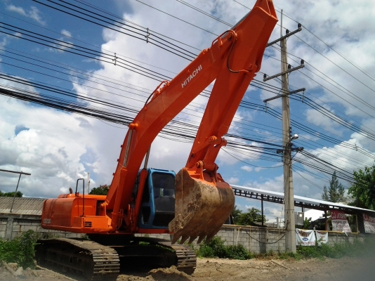 ขาย..รถขุด HITACHI EX200-3 รถเก่าญี่ปุ่นแท้ เอกสารใบอินวอยล์.