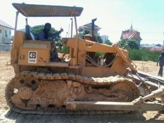 ขายD4Eตีนไก่ สภาพสวยพร้อมใช้ ติดต่อได้ที่คุณ อ๊อฟ พิจิตร 086-737-9991