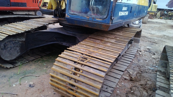 PC200-5 ตัวเดินจีบ คอนโทนสั้น แอร์ ไฟฟ้าครบ S/N57960 เล่มทะเบียน PC200-5 ตัวเดินจีบ คอนโทนสั้น แอร์ ไฟฟ้าครบ S/N57960 เล่มทะเบียน