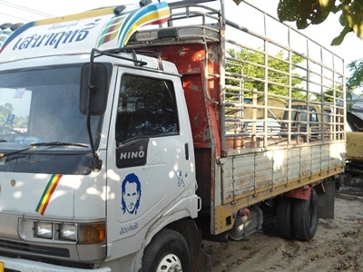 ขายรถบรรทุก6ล้อHINO FC2WHLA พร้อมคอกสูง2.05เมตร เครื่องดี คัทซีสวยไม่มีบวม