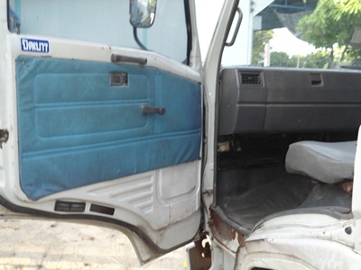 ขายรถบรรทุก6ล้อHINO FC2WHLA พร้อมคอกสูง2.05เมตร เครื่องดี คัทซีสวยไม่มีบวม