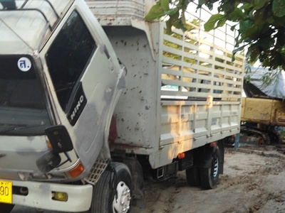 ขายรถบรรทุก6ล้อHINO FC2WHKA เครื่องWOAD 120แรงม้า พร้อมคอกสูง2.10เมตร