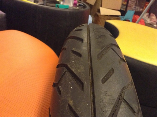 ขายล้อหน้า6ก้านขอบ17+จานดิสคู่+ยาง