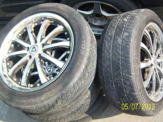 ขายแม็กขอบ 17  พร้อมยาง 225 50 R17  ปี 11