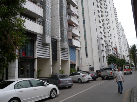 ขายด่วน ห้องชุดที่เมืองทอง