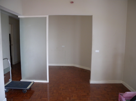 ขายด่วน ห้องชุดที่เมืองทอง ขายด่วน ห้องชุดที่เมืองทอง