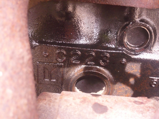 ขายเครื่องยนต์ดีเซล ISUZU C223  พร้อมเกียร์