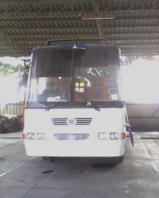 ขายรถบัสพัดลม12เมตรนิสสันทั้งชุดคัสซ๊8นิ้ว575000บาท มีให้เลือก 5คันครับ