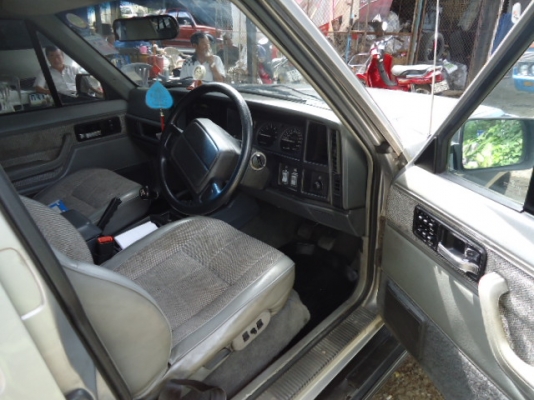 ขาย JEEP CHEROKEE 2.5 (2,500CC) MANUAL ปี97 สภาพดีเครื่องแน่นๆครับ เครื่องเดิมๆ พร้อมใช้งานครับ แอร์เย็นๆ ระบบไฟฟ้าใช้ได้หมดครับ ไม่เคยติดแก๊สครับ อยู่เชียงใหม่ ยางสี่เส้นใหม่ๆเลยครับ และสายพานใหม่ๆครับ ดูแลรักษาเครื่องยนต์ตลอด