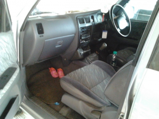 ขาย สปอร์ตไรเดอร์ สภาพเดิมบาง TOYOTA SPORT RIDER 3.0 ปี42/99 เครื่องเดิม3.0 แห้งๆไม่มีเยิ้ม แรงดี ช่วงล่างแน่น คัสซีสวย เกียร์ธรรมดา ถอดโฟล์ สีบาง หน้า-หลังเดิม ภายในสวย แอร์เย็น พ.พาวเวอร์ ABS AIRBAG ล้อแม็ก สภาพสวยพร้อมใช้งาน เอกสารพร้อมโอน ราคาต่อรองได