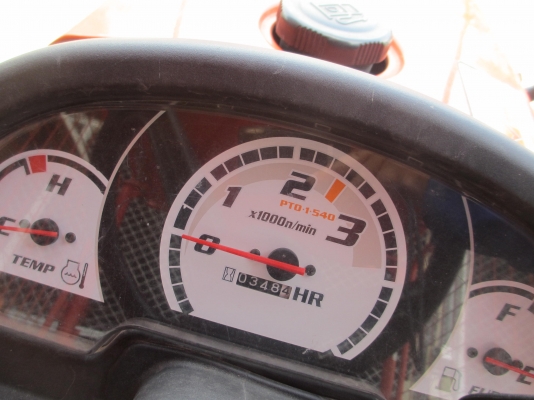 คูโบต้า B2420 พร้อมโครงกันอ้อย มือสอง