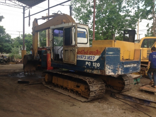 ขายด่วน!! KOMATSU PC120-2 สภาพสวยค่ะ