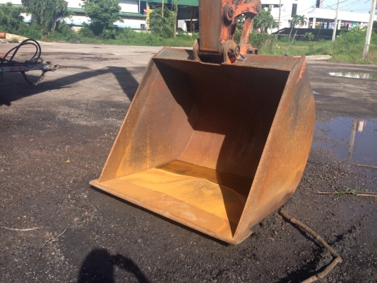 ขายด่วน!! HITACHI ZX210 บูมยาว สภาพสวยค่ะ ขายด่วน!! HITACHI ZX210 บูมยาว สภาพสวยค่ะ