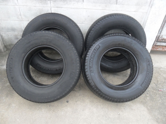 ยาง MICHELIN 265/70R16 ปี09 สวยๆ 4 เส้น ราคา 3500 บาท