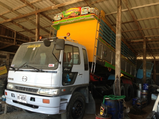 ขาย10 ล้อ 2เพา. ฮีโน่ 1J. รถสวยๆกระบะใหม่มีเคยวิ่งดิน วิ่งอ้อยได้ไม่กี่เที่ยว ขาย10 ล้อ 2เพา. ฮีโน่ 1J. รถสวยๆกระบะใหม่มีเคยวิ่งดิน วิ่งอ้อยได้ไม่กี่เที่ยว