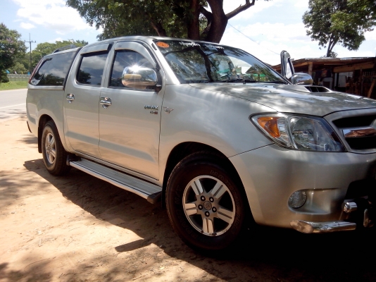 ขายดาวน์ 50,000 Vigo 2500 พร้อมเปลี่ยนสัญญา