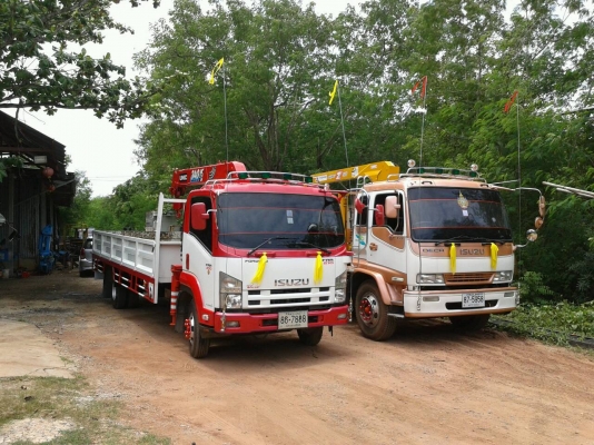 ขาย6ล้อติดเครน3ตัน(เสาสูง)tadano