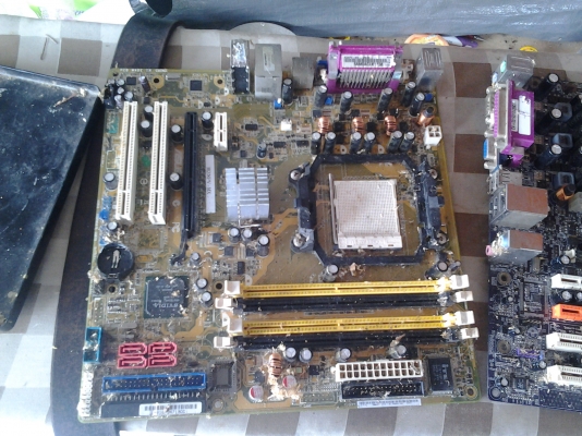 ขาย เมนบอร์ด คอมเก่า