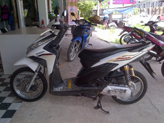 ขาย!ฮอนด้าคลิ๊กไอ ปี52 รถเครื่องเดิมแน่นๆ  พร้อมใช้ ทะเบียน+เอกสารโอน ภาษีไม่หมด