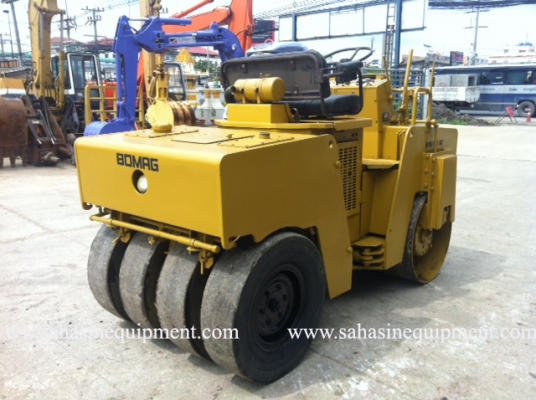 รถบด BW121AC S/N 2104XX บจก.สหสินอีควิปเม้นท์ โทร.081-5851880, 02-5168100-1 www.sahasinequipment.com รถบด BW121AC S/N 2104XX บจก.สหสินอีควิปเม้นท์ โทร.081-5851880, 02-5168100-1 www.sahasinequipment.com