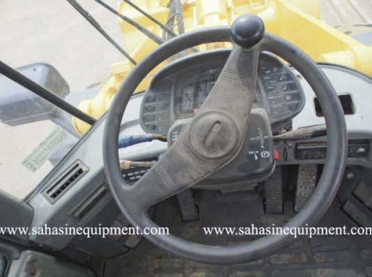 รถตัก WA300-3 บจก.สหสินอีควิปเม้นท์ โทร.081-5851880, 02-5168100-1 www.sahasinequipment.com