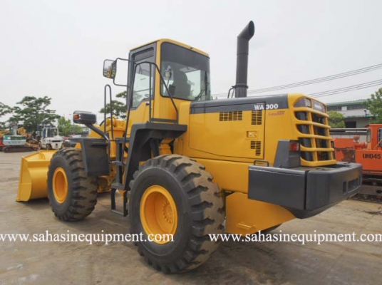 รถตัก WA300-3 บจก.สหสินอีควิปเม้นท์ โทร.081-5851880, 02-5168100-1 www.sahasinequipment.com