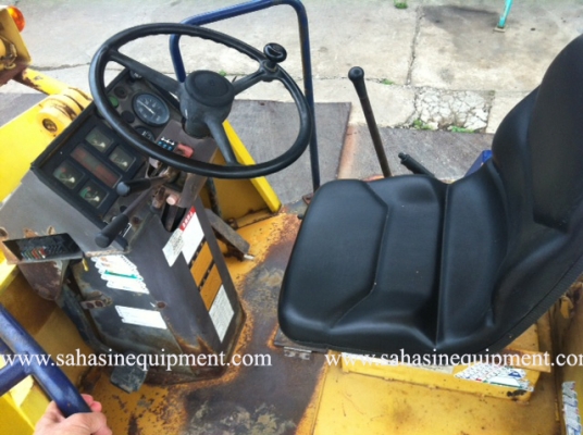 รถตัก WA70-1 S/N 122XX บจก.สหสินอีควิปเม้นท์ โทร.081-5851880, 02-5168100-1 www.sahasinequipment.com รถตัก WA70-1 S/N 122XX บจก.สหสินอีควิปเม้นท์ โทร.081-5851880, 02-5168100-1 www.sahasinequipment.com