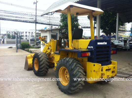 รถตัก WA70-1 S/N 122XX บจก.สหสินอีควิปเม้นท์ โทร.081-5851880, 02-5168100-1 www.sahasinequipment.com รถตัก WA70-1 S/N 122XX บจก.สหสินอีควิปเม้นท์ โทร.081-5851880, 02-5168100-1 www.sahasinequipment.com