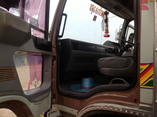 ขายด่วนสิบล้อดั้มสวยๆ ขายด่วนสิบล้อดั้มสวยๆ