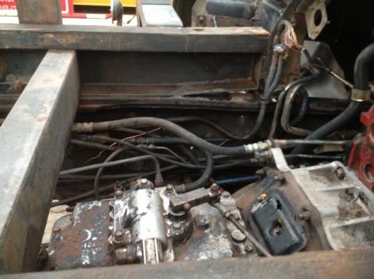 ขายด่วนสิบล้อดั้มสวยๆ ขายด่วนสิบล้อดั้มสวยๆ