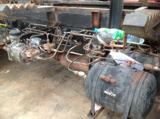 ขายด่วนสิบล้อดั้มสวยๆ ขายด่วนสิบล้อดั้มสวยๆ