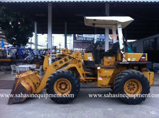 รถตัก WA70-1 S/N 121XX บจก.สหสินอีควิปเม้นท์ โทร.081-5851880, 02-5168100-1 www.sahasinequipment.com