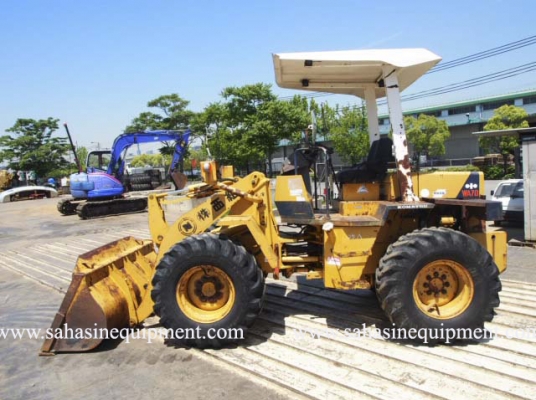 รถตัก WA70-1 S/N 121XX บจก.สหสินอีควิปเม้นท์ โทร.081-5851880, 02-5168100-1 www.sahasinequipment.com