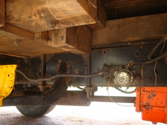 ขายรถ 10 ล้อหัวยาว 2 เพลาเครื่องฮีโน่  168 แรงเกียร์กลาง