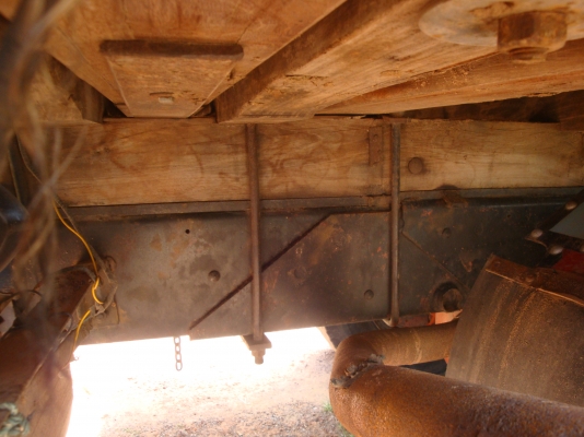 ขายรถ 10 ล้อหัวยาว 2 เพลาเครื่องฮีโน่  168 แรงเกียร์กลาง