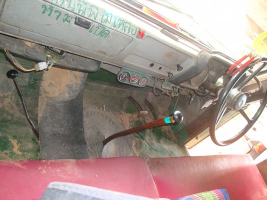 ขายรถ 10 ล้อหัวยาว 2 เพลาเครื่องฮีโน่  168 แรงเกียร์กลาง