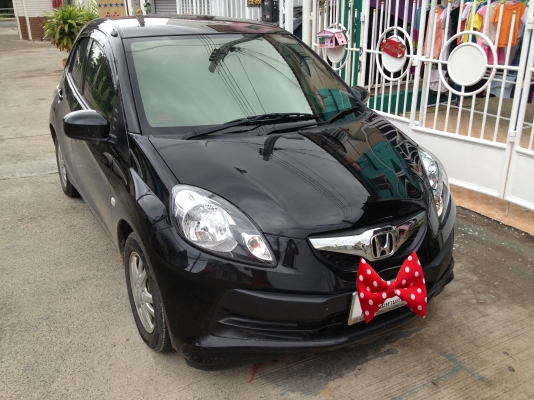 ขายดาวน์หรือสด honda brio ปี2012 top v มือเดียว