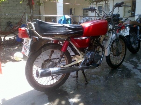 ขาย honda gl 100 ทะเบียนโอนไม่ขาดต่อ รถเครื่อง ดี ไม่หอนไม่ดัง ขาย 11900 ขาย honda gl 100 ทะเบียนโอนไม่ขาดต่อ รถเครื่อง ดี ไม่หอนไม่ดัง ขาย 11900