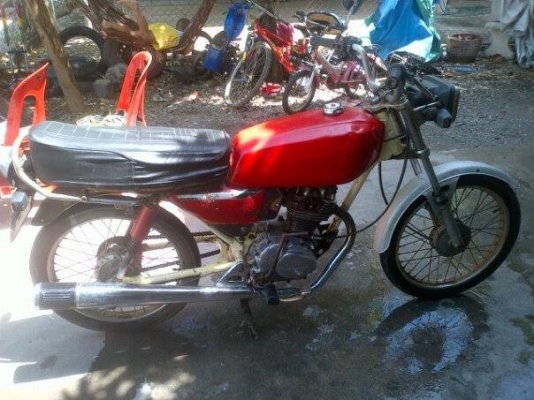 ขาย honda gl 100 ทะเบียนโอนไม่ขาดต่อ รถเครื่อง ดี ไม่หอนไม่ดัง ขาย 11900